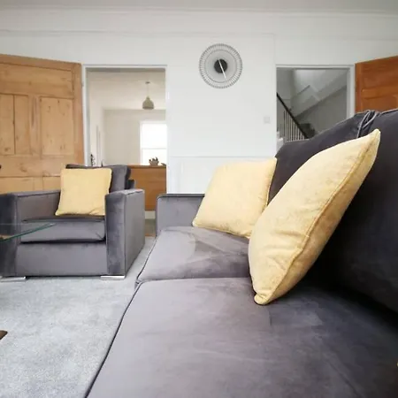Spacious Georgian 3Bedroom Apartment, 5 Mins From Bath Abbey Extérieur photo